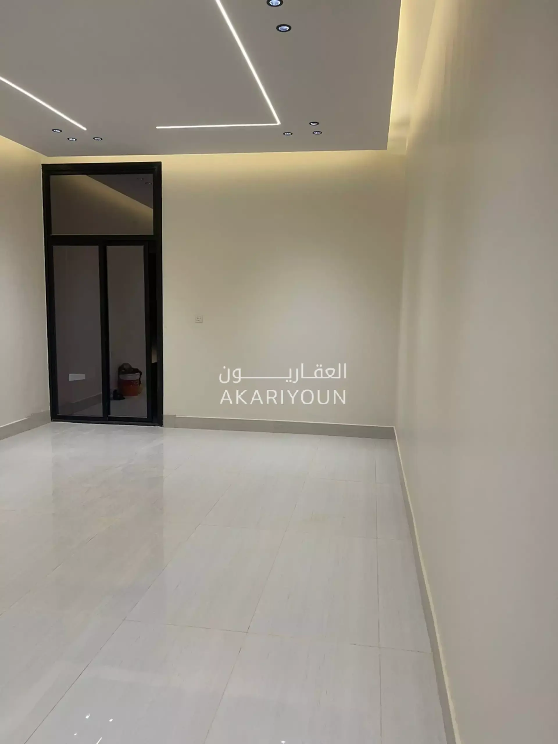 دور للبيع في حي الجنادرية