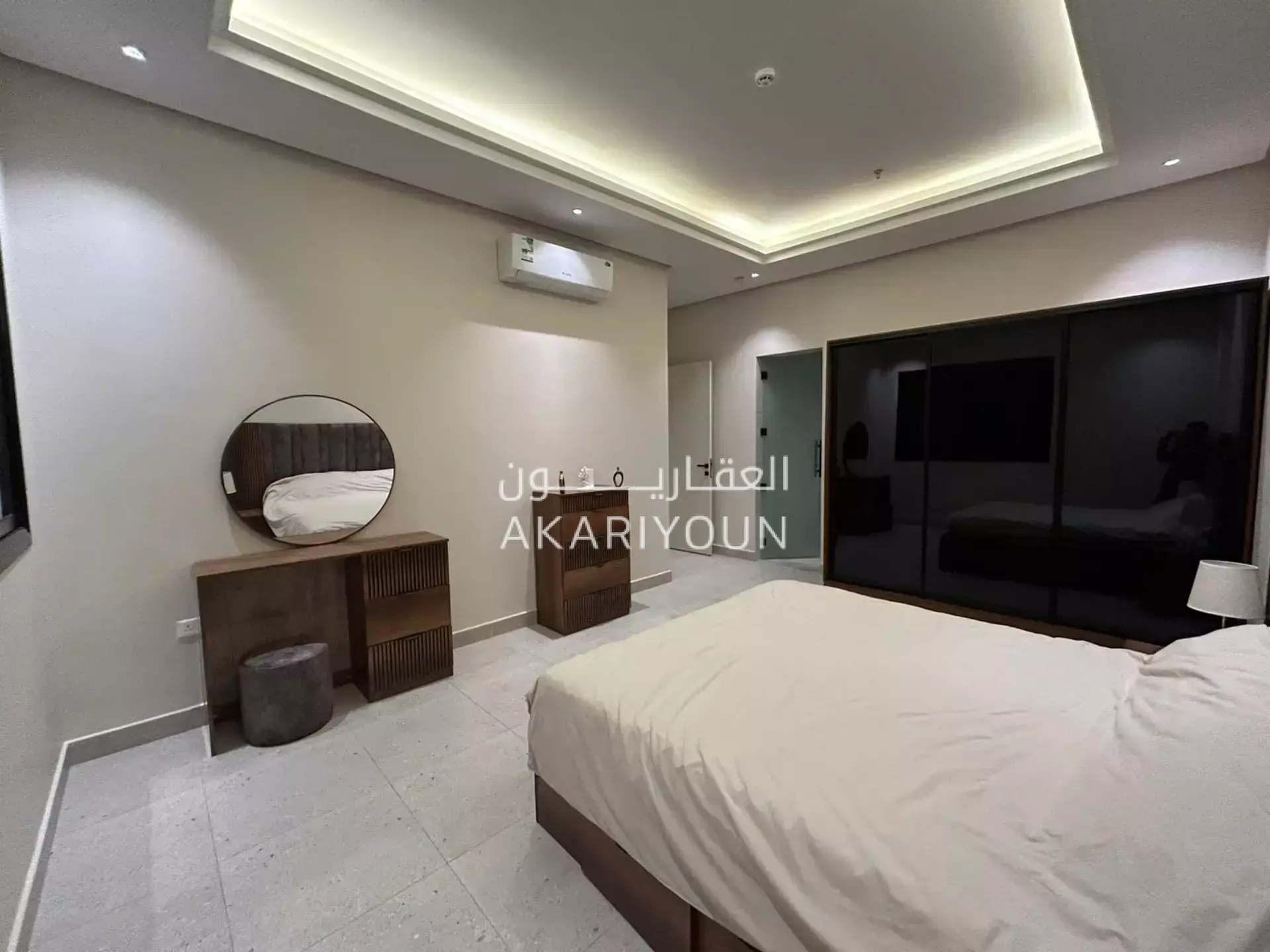 شقة للإيجار في حي العارض