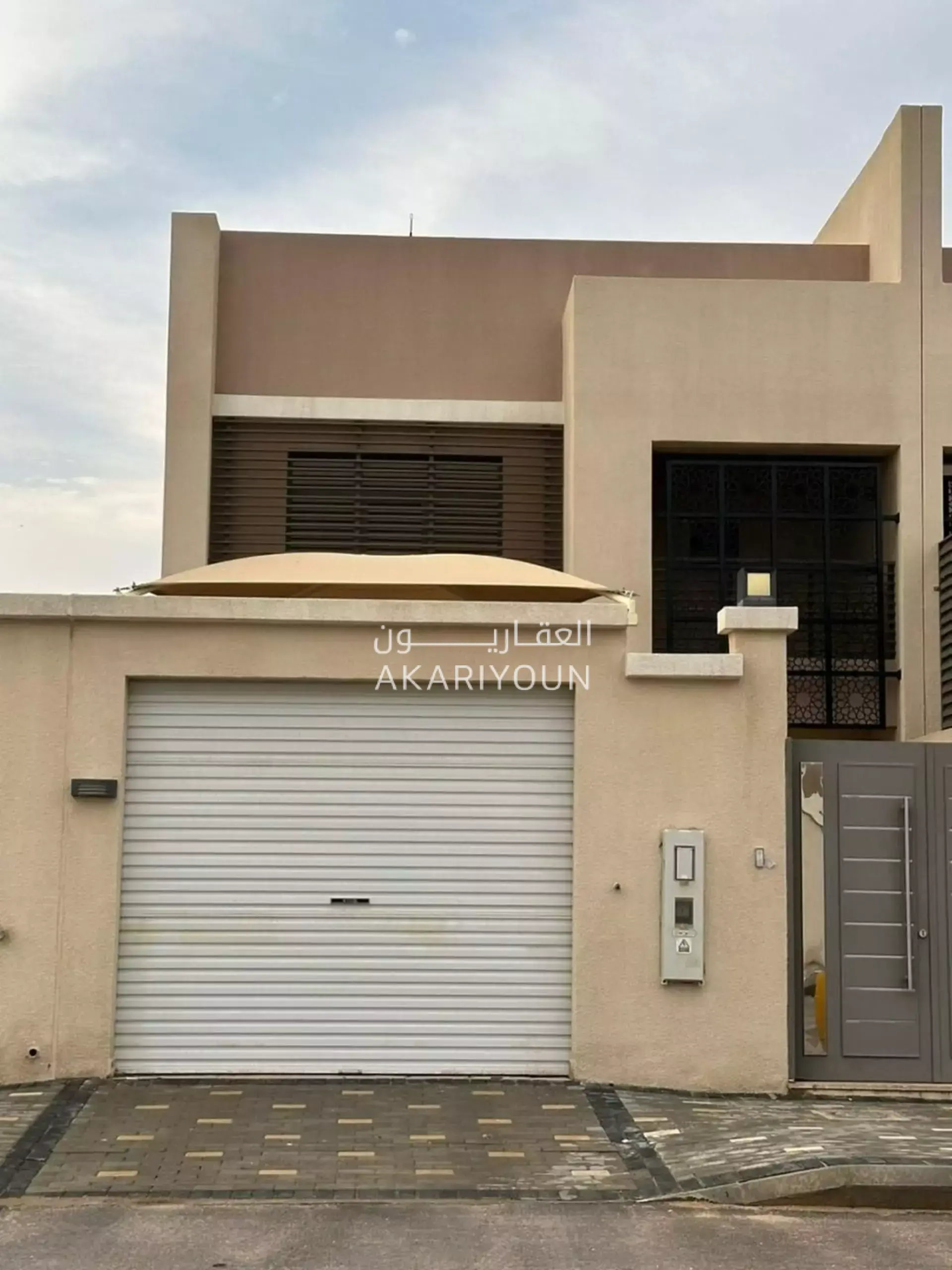 فيلا للبيع في حي الرمال