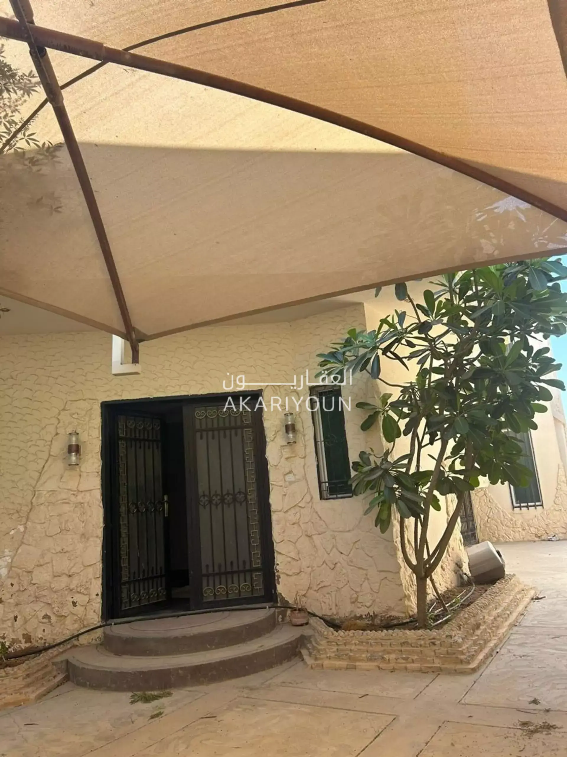 فيلا للبيع في حي الصحافة