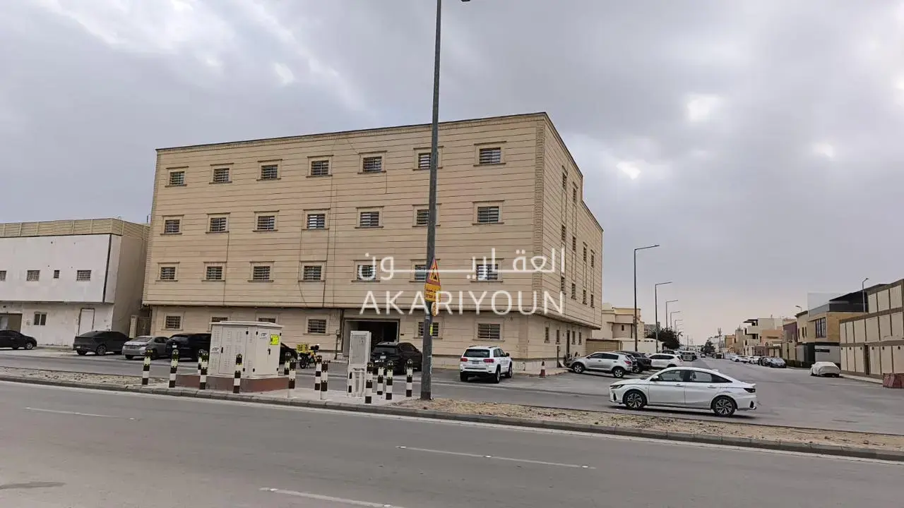 عمارة للإيجار في حي العقيق