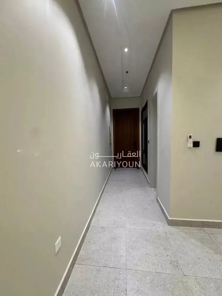 شقة للإيجار في حي العارض