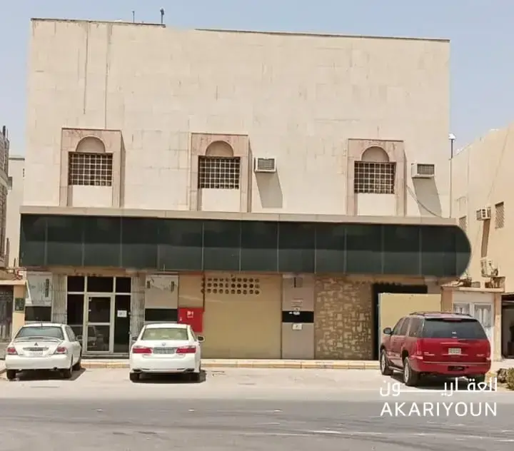 عمارة للإيجار في حي العقيق