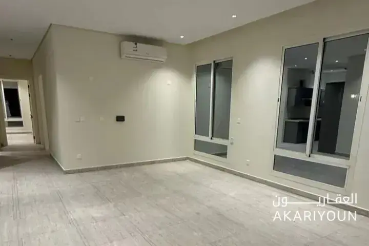 شقة للإيجار في حي العارض