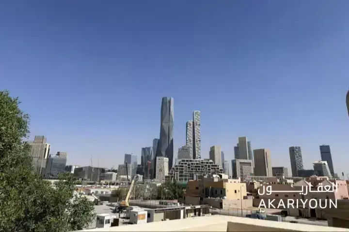 فيلا للإيجار في حي العقيق