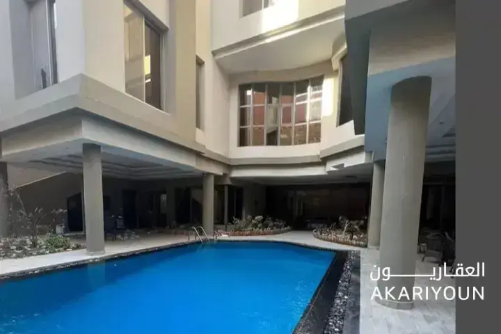 فيلا للبيع في حي حطين