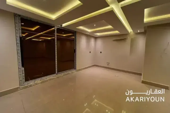 فيلا للإيجار في حي العقيق