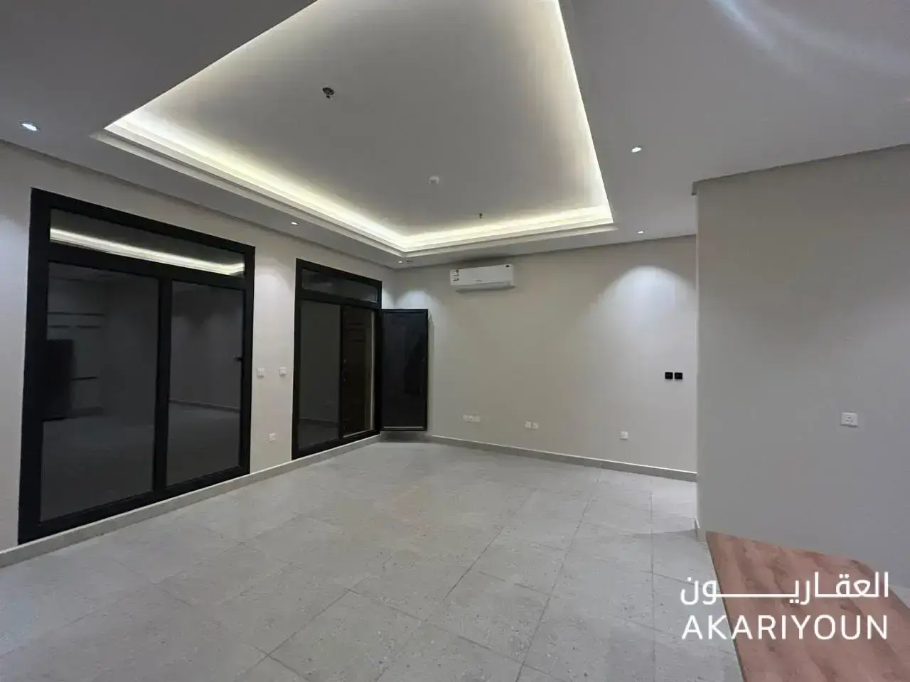 شقة للإيجار في حي العارض-2