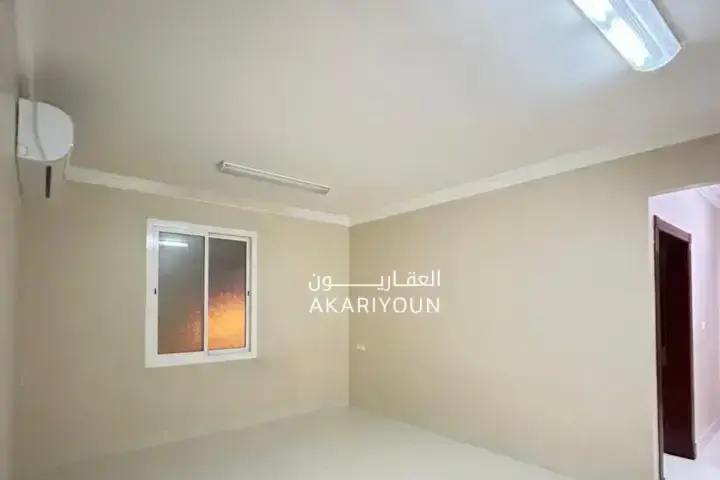 شقة للإيجار في حي النرجس