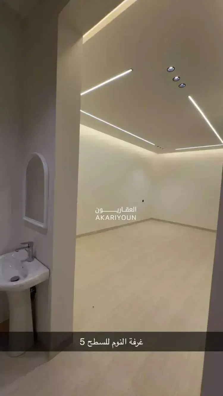 فيلا للإيجار في حي عريض-3