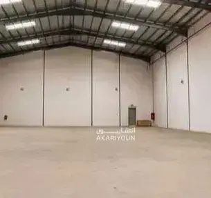 مستودع للإيجار في حي طيبة-2