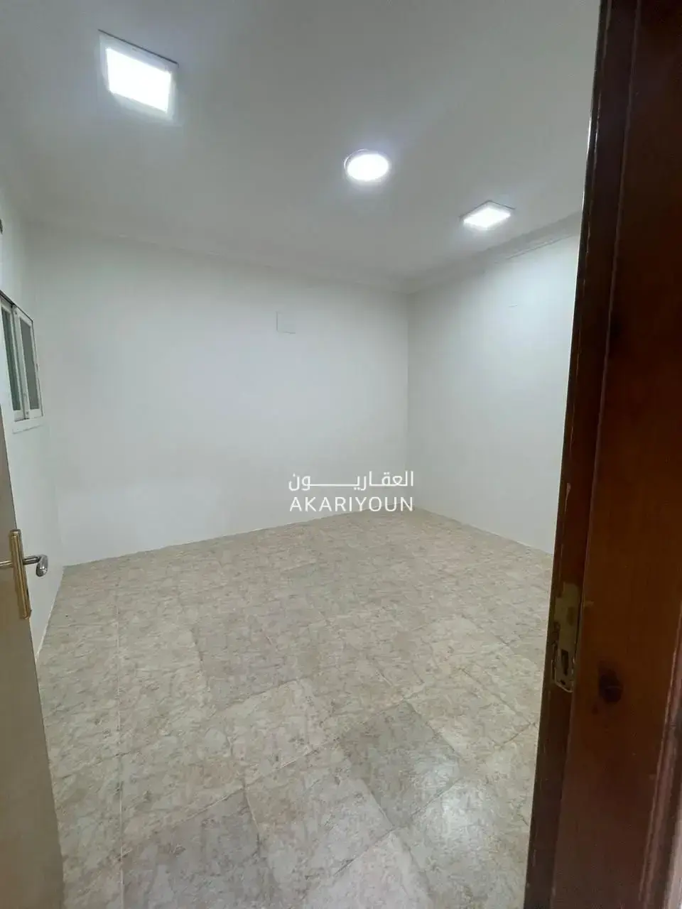 دور للإيجار في حي الملقا-5