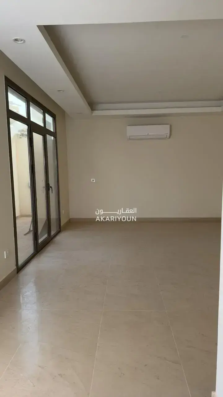 فيلا للبيع في حي الرمال-3