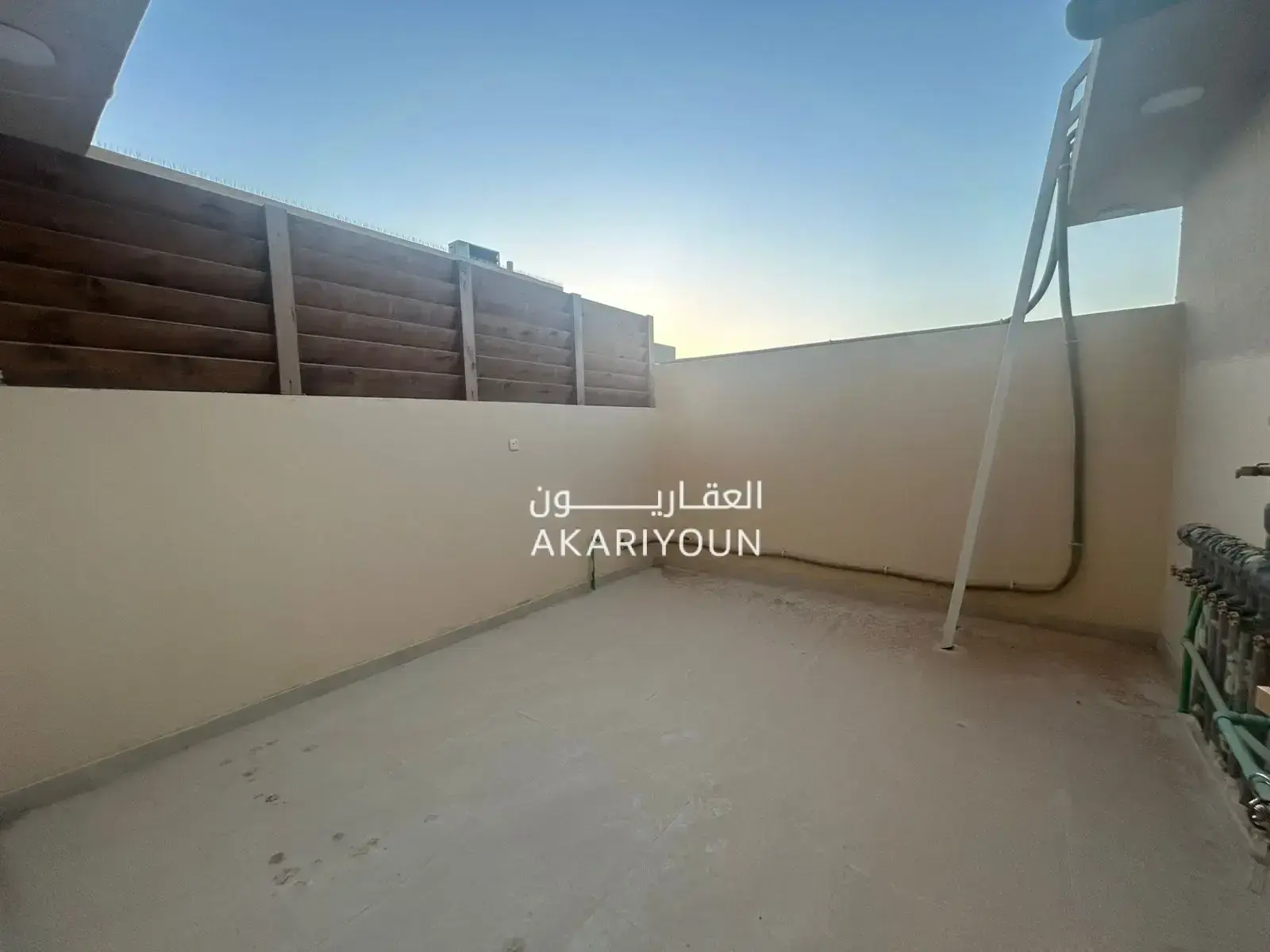 شقة للإيجار في حي النرجس-7