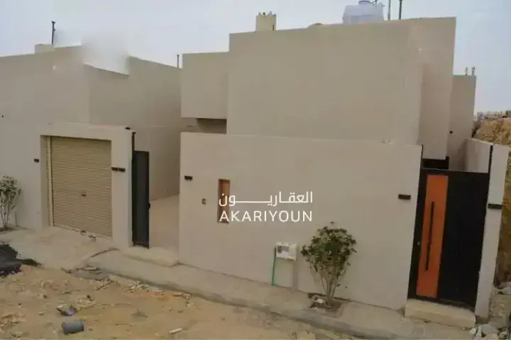 فيلا للبيع في حي الغنامية