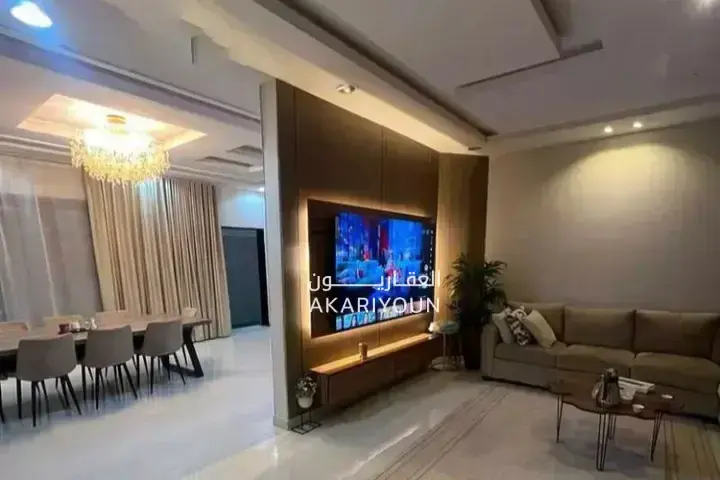 فيلا للبيع في حي عكاظ