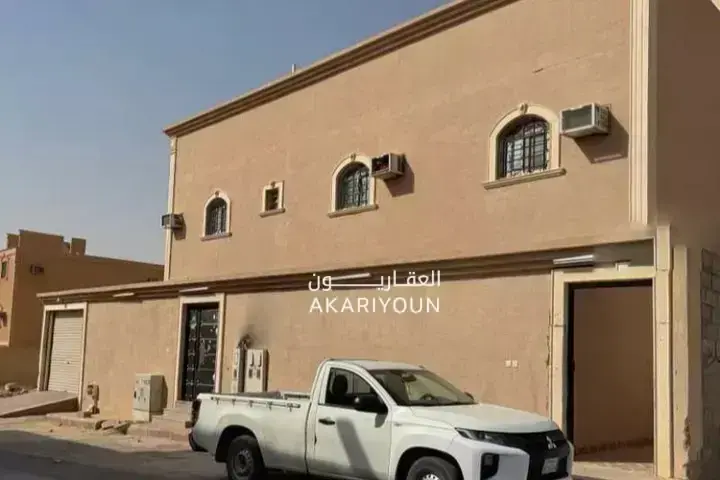 فيلا للبيع في حي الغنامية