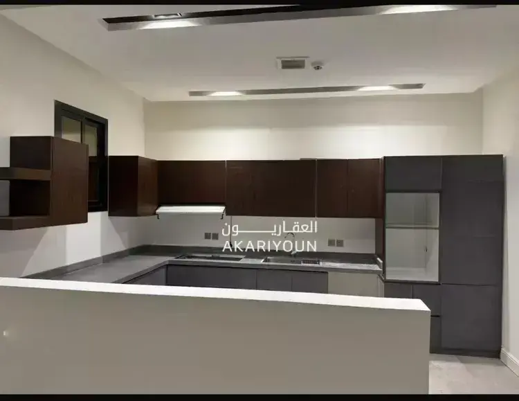 شقة للإيجار في حي العارض-2