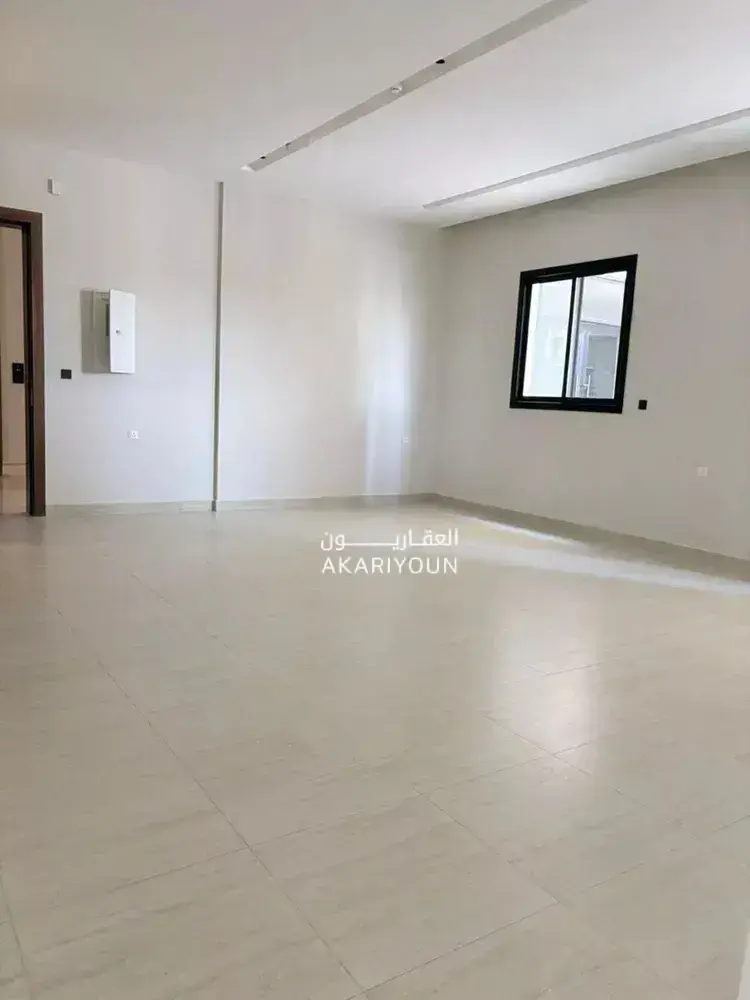 شقة للإيجار في حي العارض-5