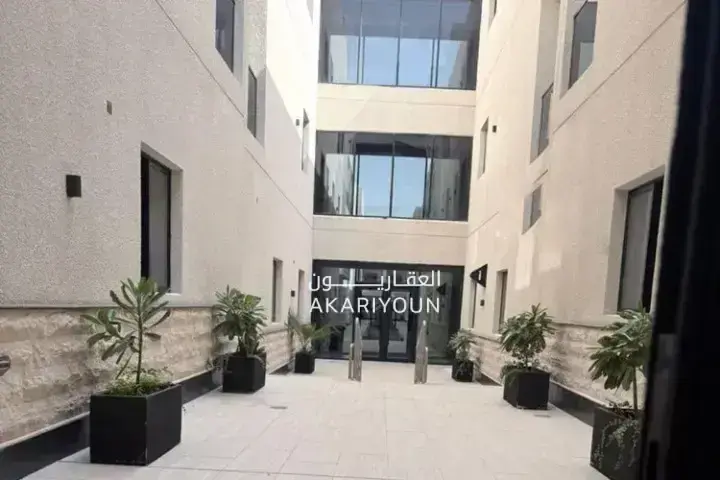 شقة للإيجار في حي العارض