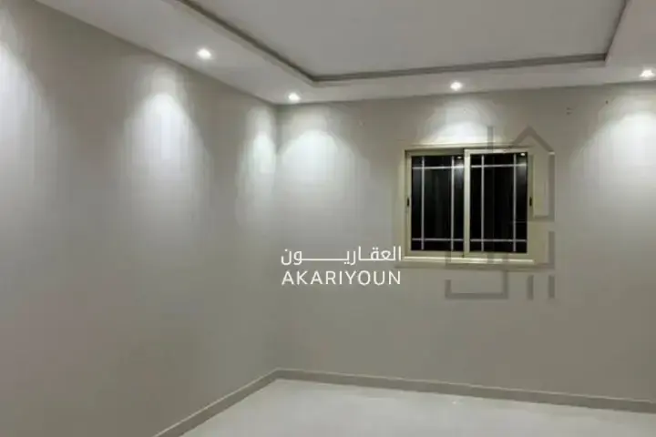 شقة للإيجار في حي العارض