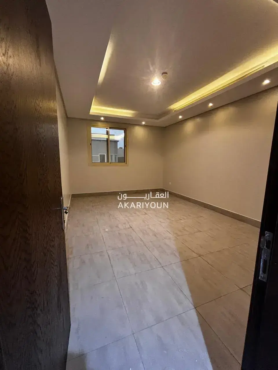 شقة للبيع في حي الملقا-4