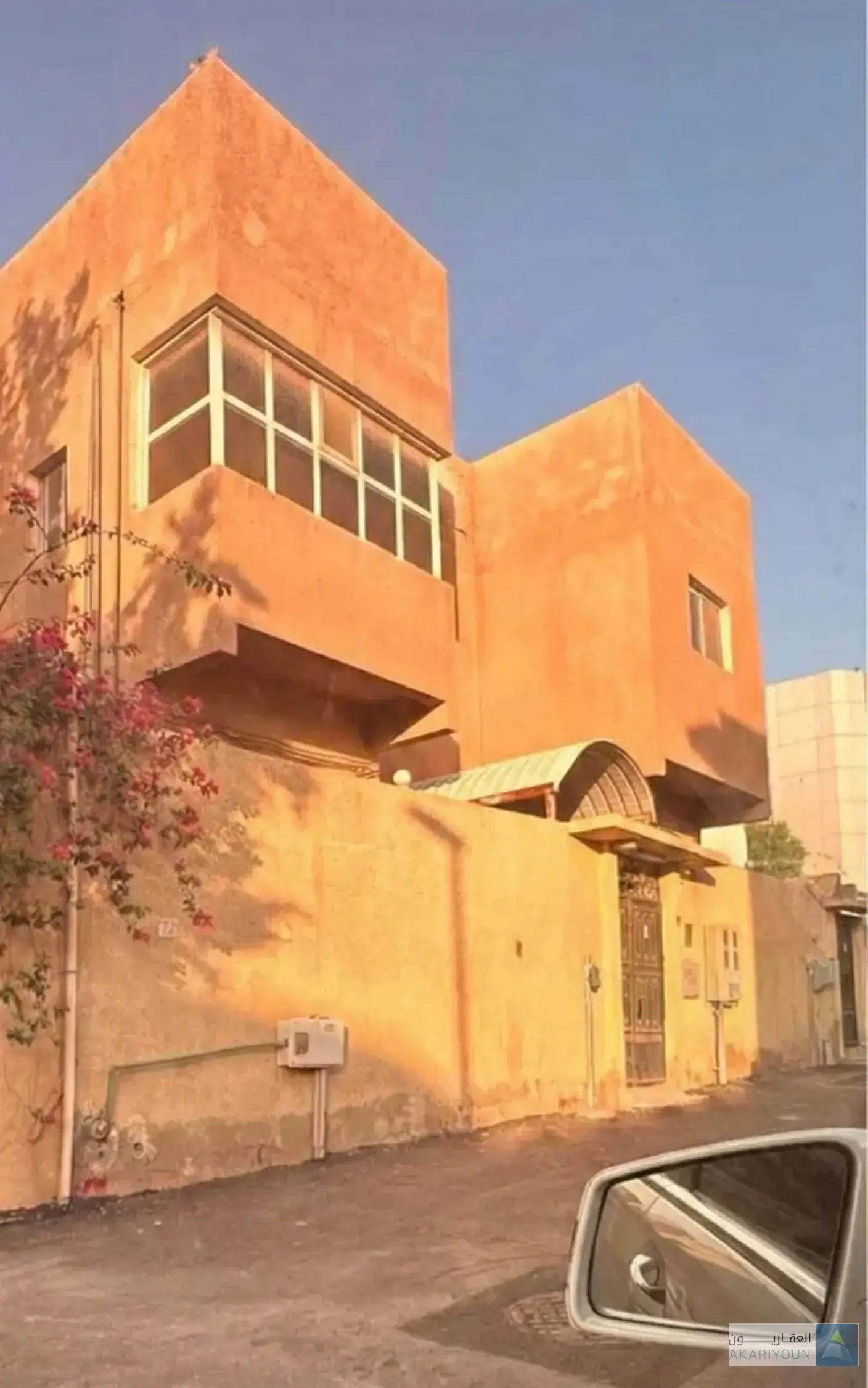 فيلا للبيع في حي الورود